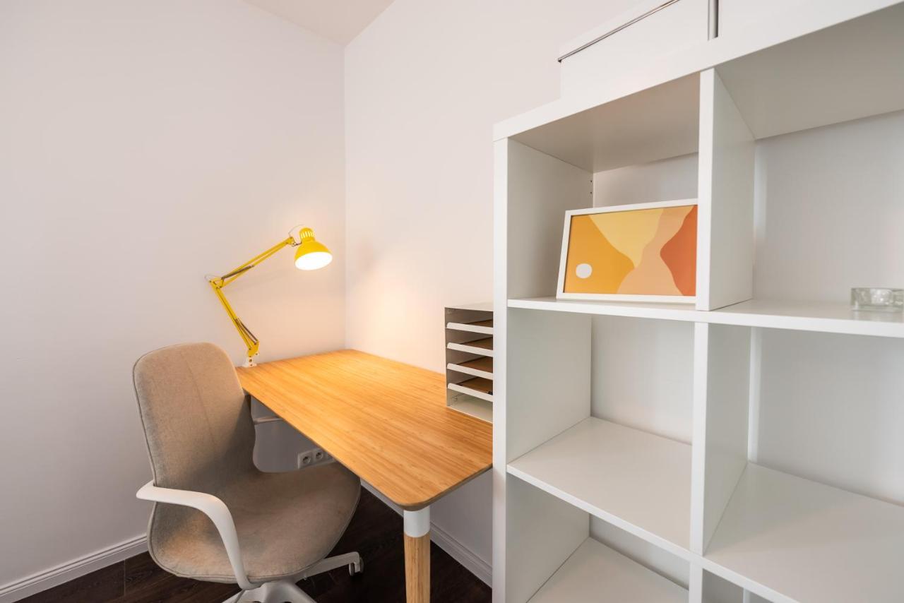 Saska Kepa Green Apartment ワルシャワ エクステリア 写真