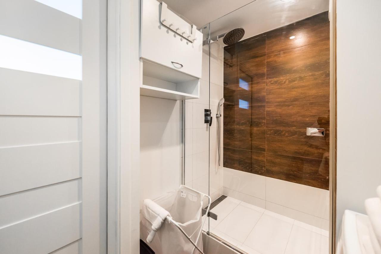 Saska Kepa Green Apartment ワルシャワ エクステリア 写真