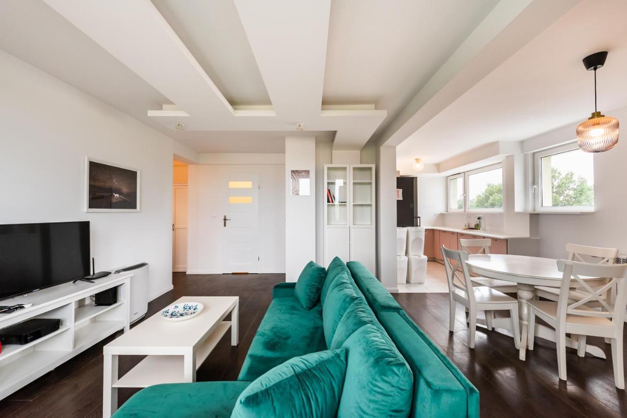 Saska Kepa Green Apartment ワルシャワ エクステリア 写真