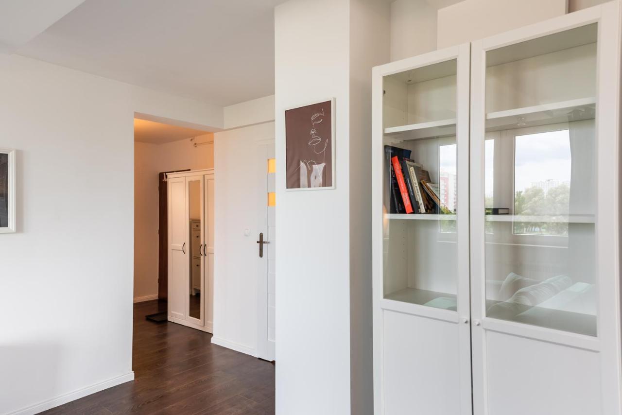 Saska Kepa Green Apartment ワルシャワ エクステリア 写真